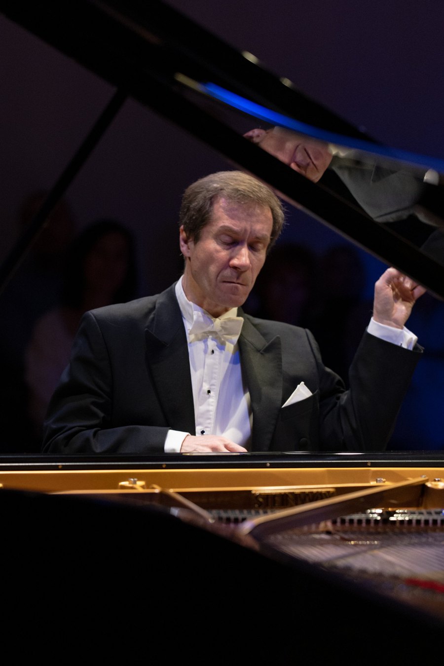 Nicolaï Lugansky au Steinway, lors d'un concert de la Société Marseillaise des Amis de Chopin